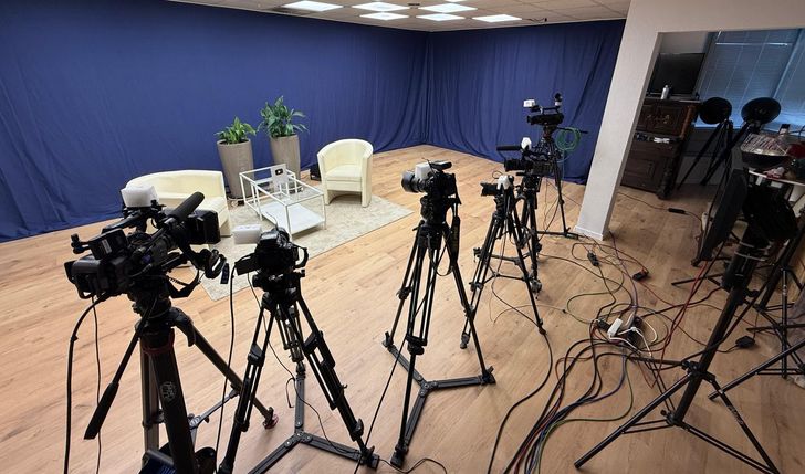 Nowy ekran do studia PPTV – wsparcie naszych najnowszych nagrań