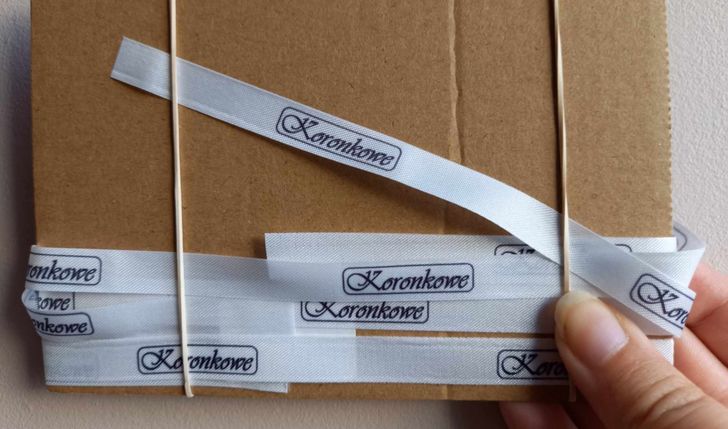 Metki produktowe z logo