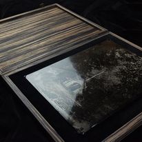 Oprawiony ambrotyp z projektu "Sacred Landscape"