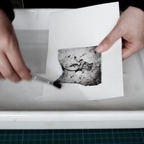 Transfer emulsji polaroid na papier