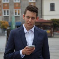 To sem jest ja. Poważny admin, powąznej grupy.