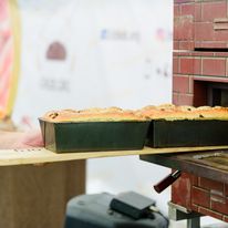 Wypieczona drożdżówka jest rozchwytywana przez wysztkich głodomorów