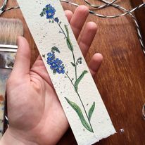 Zakładka malowana na papierze czerpanym z drobinkami mięty