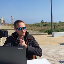 Praca w terenie to moje przeznaczenie. Na światowej arenie, gdy okrążam ziemie ;) Zazwyczaj nagrywam w warunkach bojowych, ale te akurat były wyjątkowo luksusowe :)