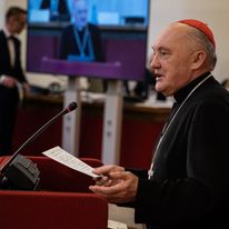 Kard. Kazimierz Nycz - konferencja w Sekretariacie Episkopatu Polski w Warszawie