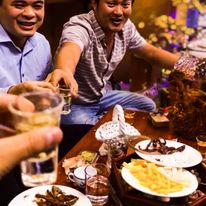 Wietnamski Nowy Rok z rodziną kierowcy z autostopu