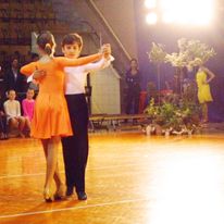 Moja przygoda z tańcem towarzyskim, burzliwa bo burzliwa, chwilę trwała - tu na turnieju w 2009tym roku. Pęk medali wciąż gdzieś w rodzinnym archiwum się pałęta..