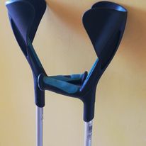 Kule ortopedyczne z których korzystałem bardzo długi czas po wypadku.