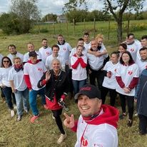 Wspólnymi siłami przygotowujemy działkę, na której już niedługo zacznie się budowa domu dla młodych matek!