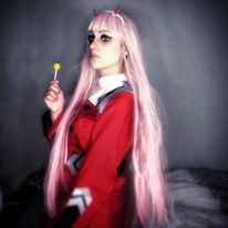 002 cosplay 