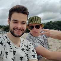 W Stegnie na plaży jesteśmy, w Stegnie.