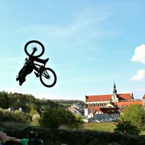 Storm Downhill Contest 2017