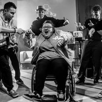 Niemożliwe? A jednak! Można tańczyć nie chodząc, przekonałam się o tym w 2019 roku podczas zawodów tanecznych Art of Popping. Moi przyjaciele zaprosili mnie na scenę. To własnie wtedy zrozumiałam, ze jeśli tylko chcesz, w każdej chwili możesz zacząć żyć n